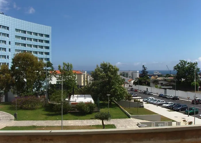 T3 In Downtown With Sea View