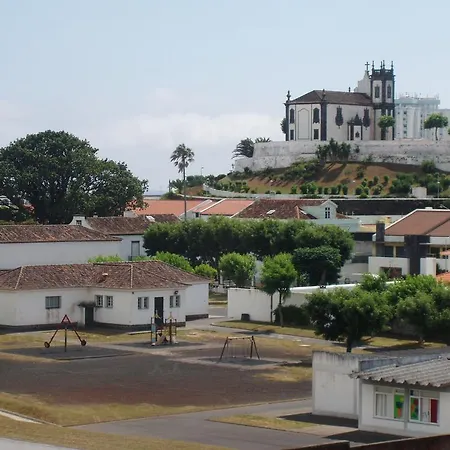 T3 In Downtown With Sea View