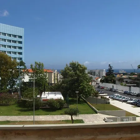 T3 In Downtown With Sea View