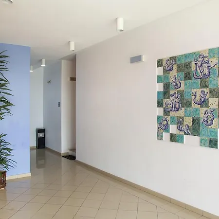 T3 In Downtown With Sea View Apartament *