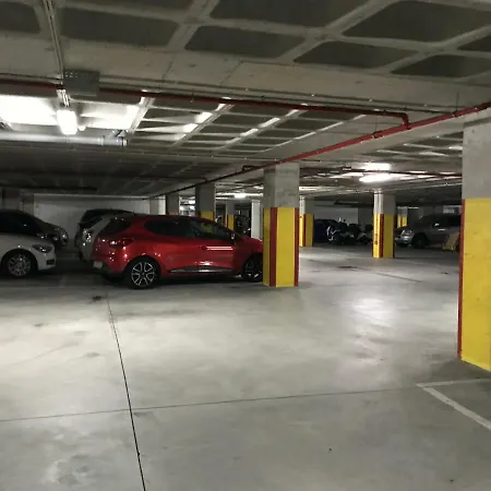 Apartament T3 In Downtown With Sea View